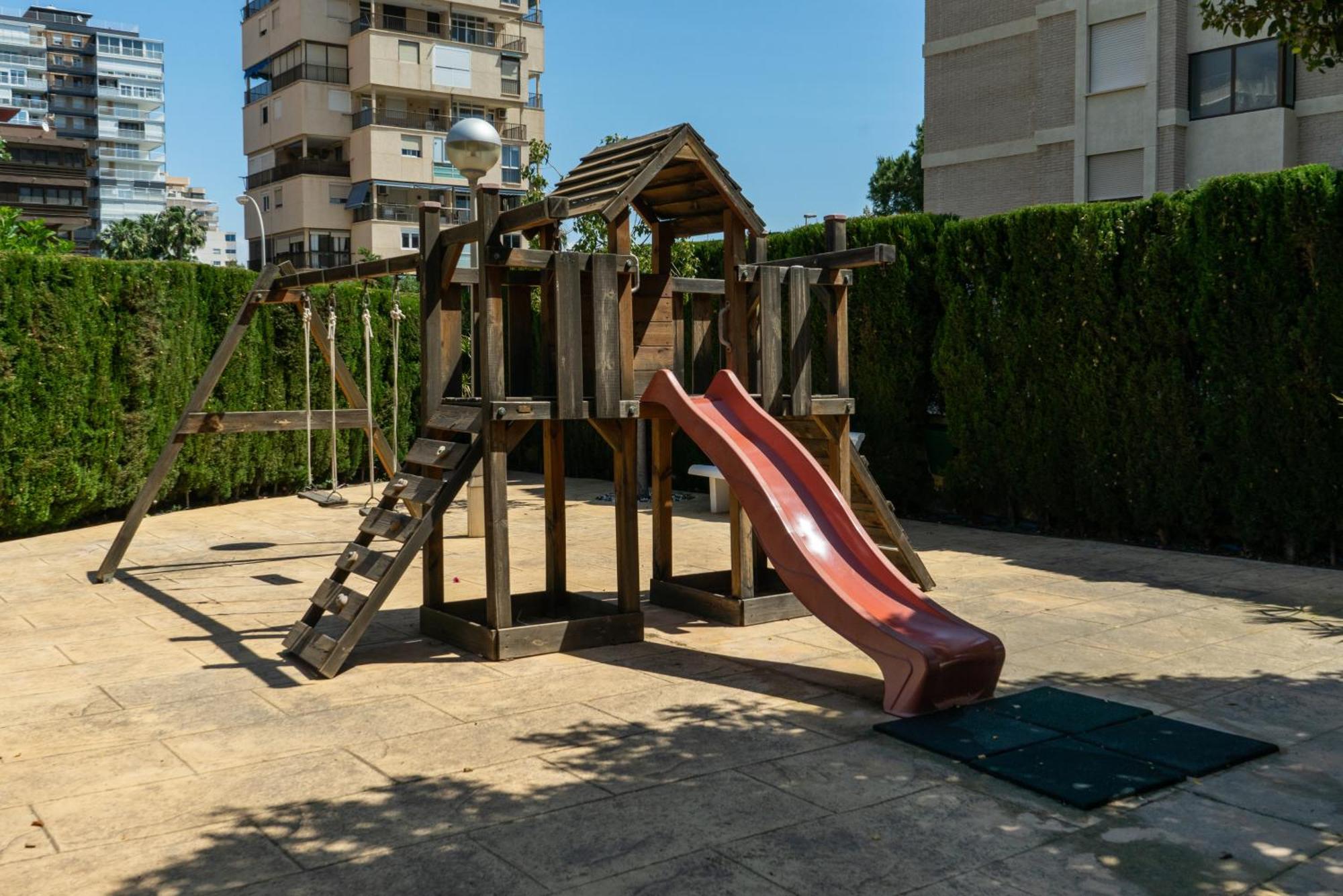 Vivienda De Lujo Junto Al Mar Apartment อาลิกันเต ภายนอก รูปภาพ